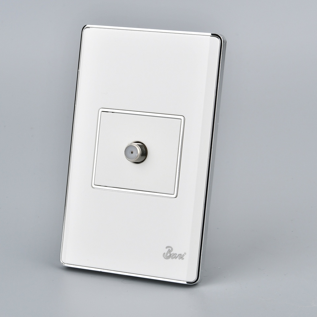 Toma para TV Serie Lusso