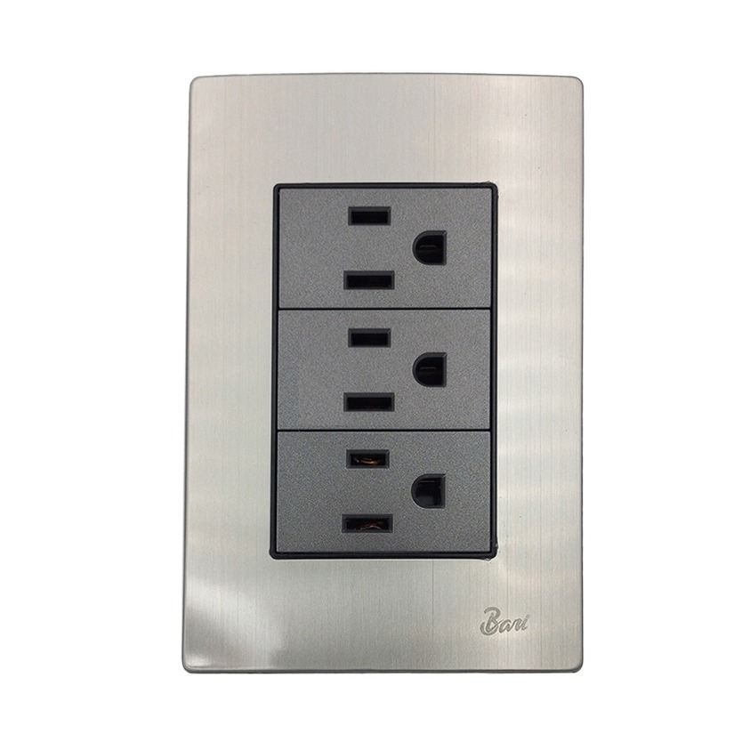 Toma Corriente Triple con Tierra Serie Inox