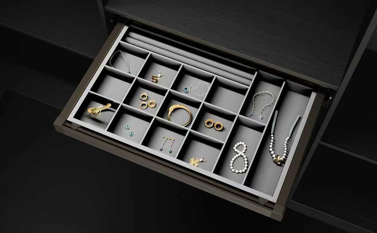 Joyero de Terciopelo Gris Serie Moka 60 cm